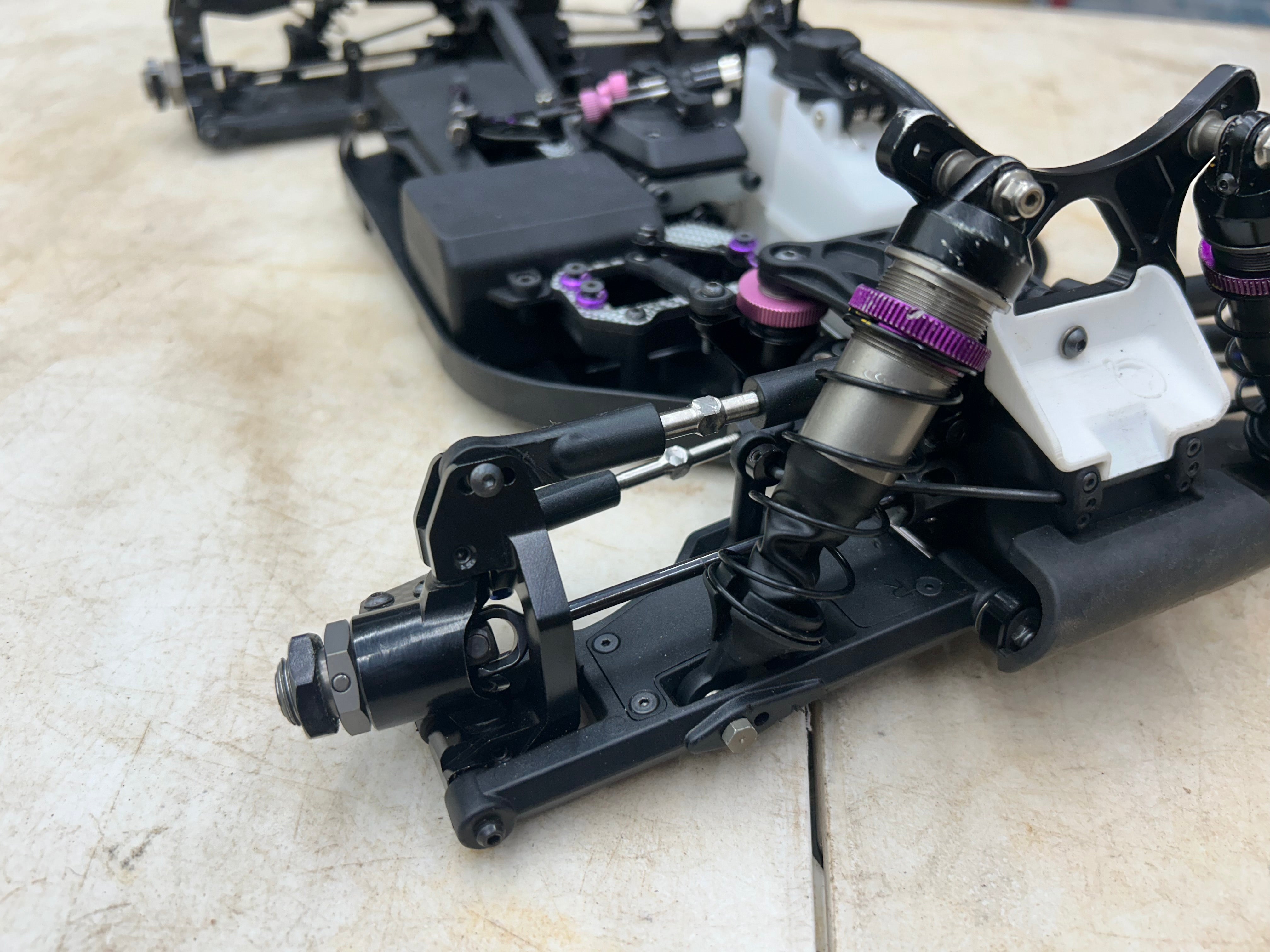 HB Racing D819RS roller – Nitro Pro Racing