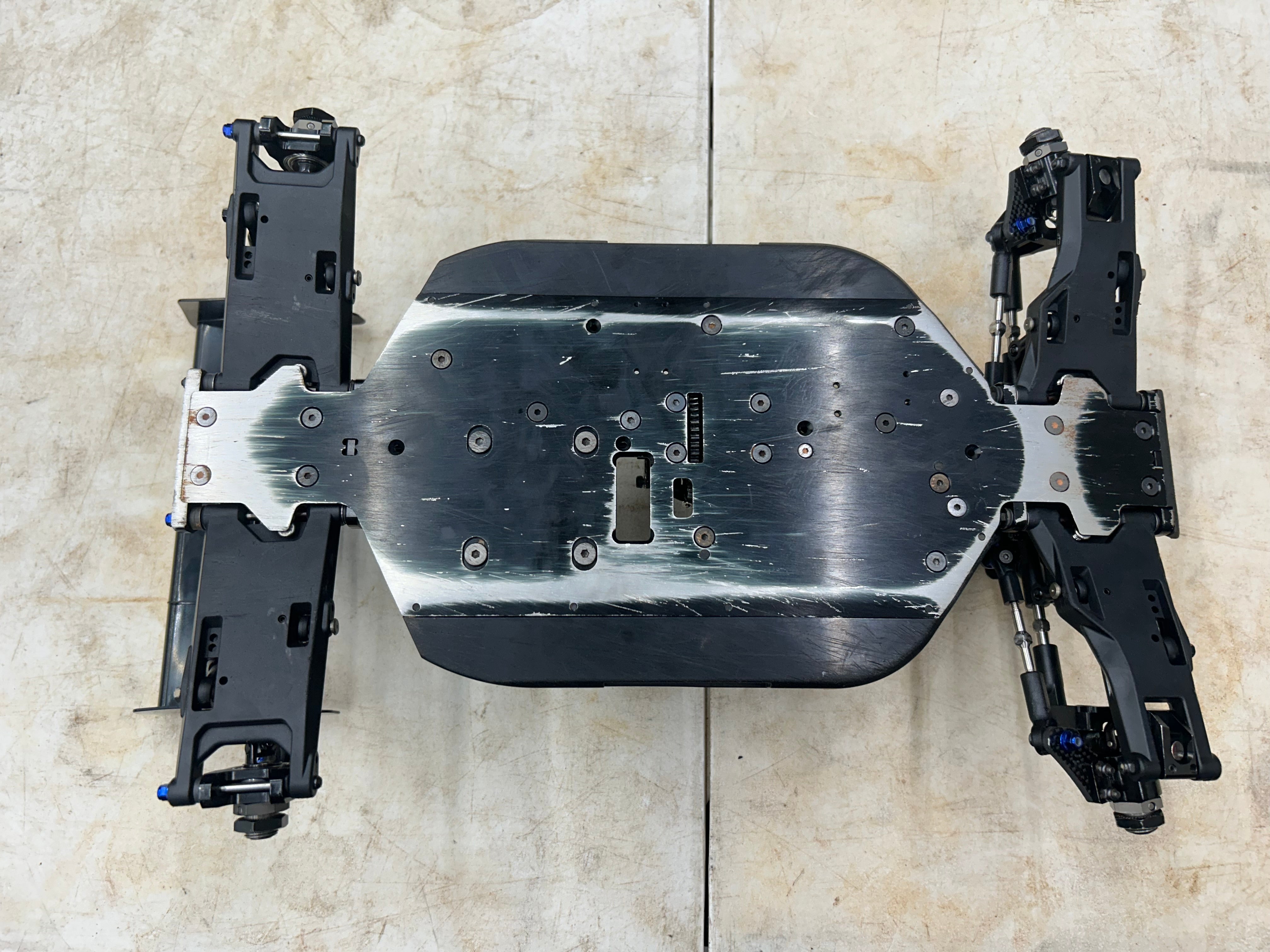 HB Racing D819RS roller – Nitro Pro Racing